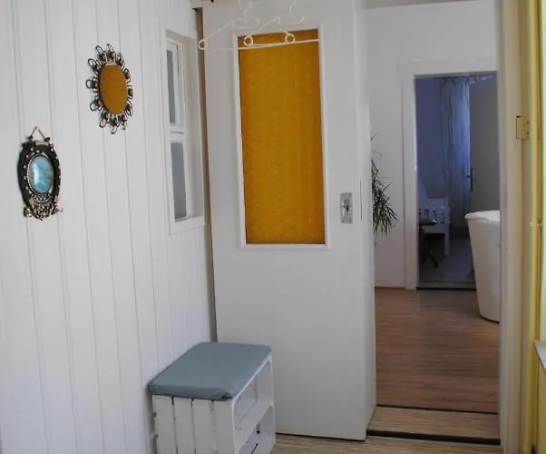 „von Groppau“ Appartement Böhlen